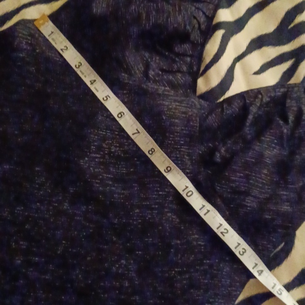 -- Express Open back top with sparkles - Picture 10 of 11